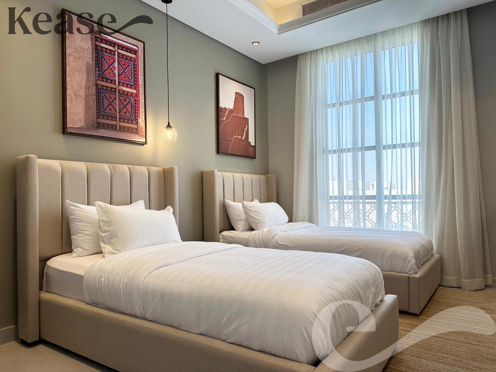 Apartment Kease Hittin F-1 Royal Touch Gx88 *